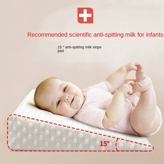 Dream Weaver: Gentle Support Pillow for Newborns